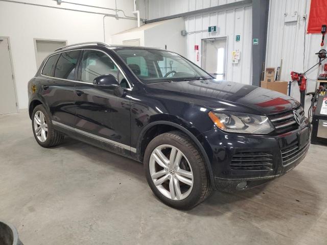 2013 VOLKSWAGEN TOUAREG V6  