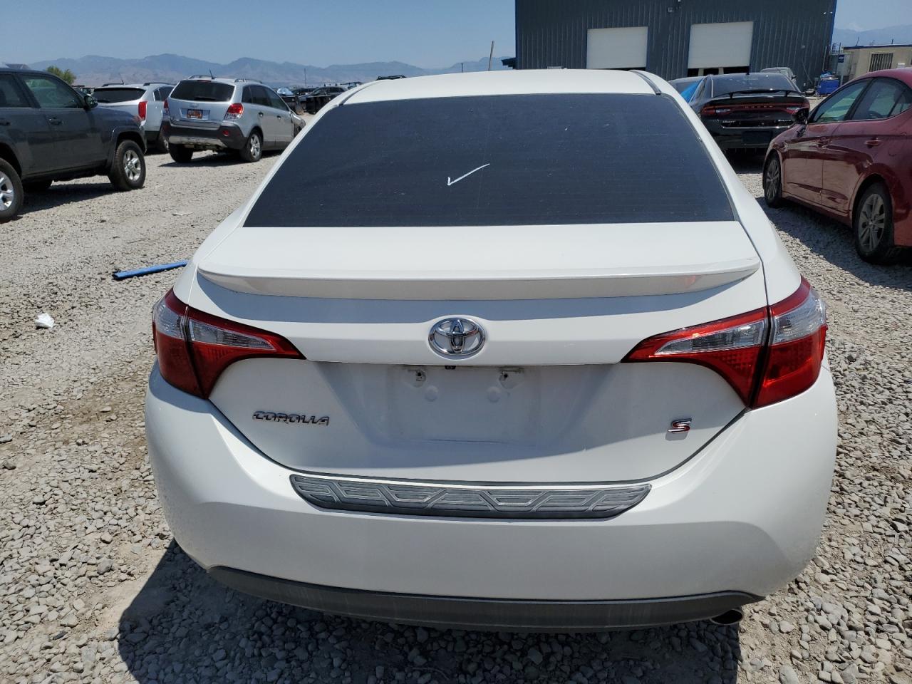 2016 Toyota Corolla L VIN: 5YFBURHE3GP393249 Lot: 62364435