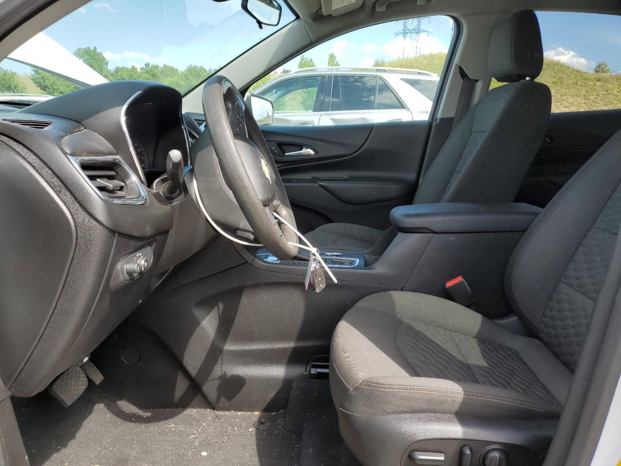 CHEVROLET EQUINOX 2019 VIN 2GNAXUEV4K6116850 фото 7