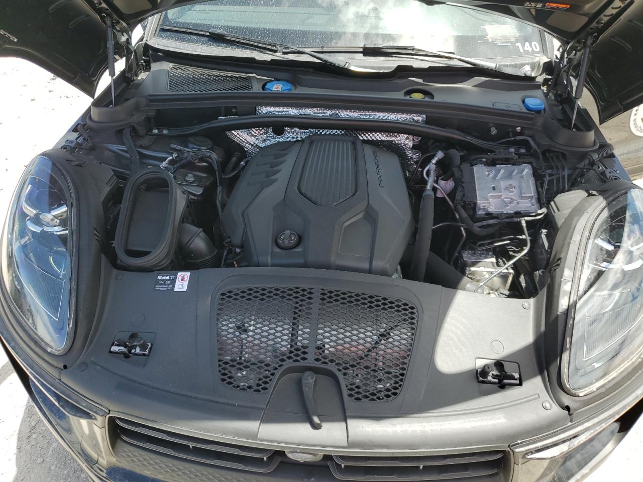 2025 Porsche Macan Base VIN: WP1AA2A54SLB01940 Lot: 59760075