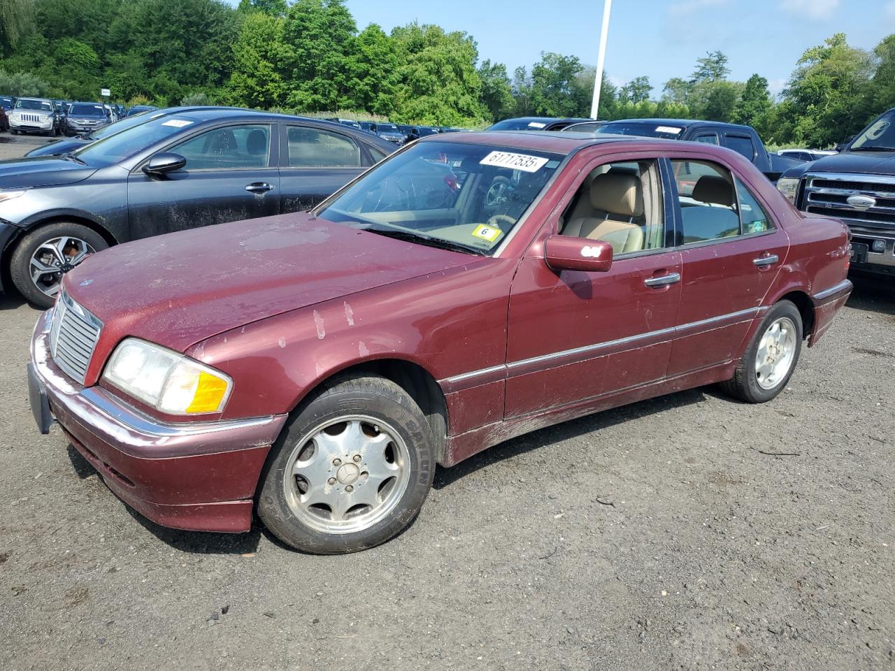 1999 Mercedes-Benz C 230 იყიდება East Granby-ში, CT - Minor Dent/Scratches