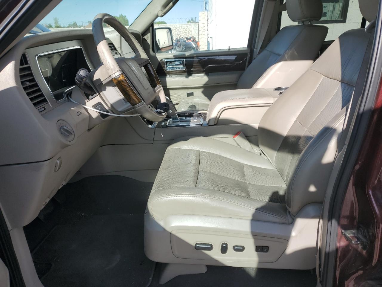 2010 Lincoln Navigator VIN: 5LMJJ2J59AEJ05205 Lot: 61748255