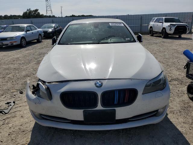  BMW 5 SERIES 2013 Белы