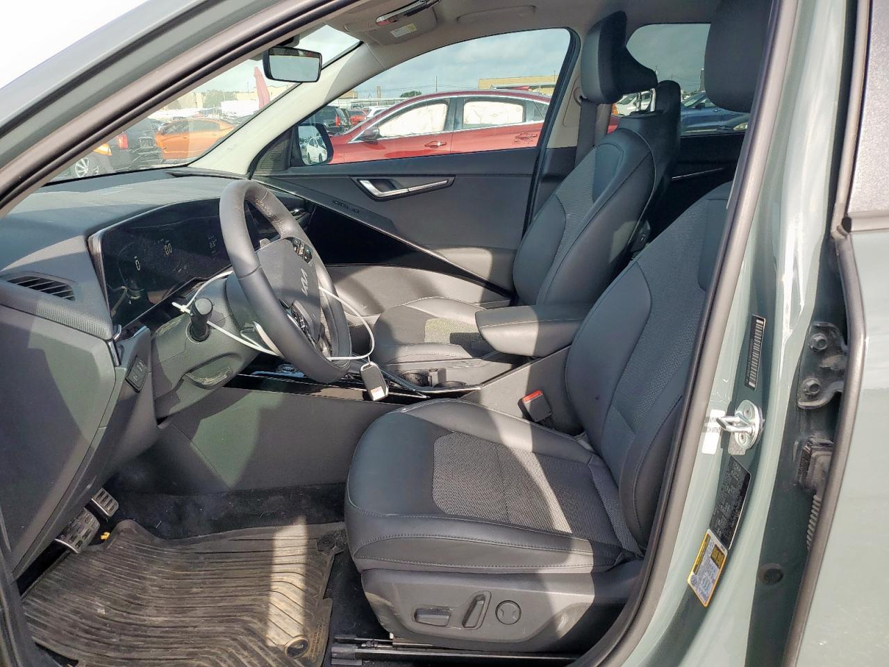 2023 Kia Niro Ex VIN: KNDCR3LE9P5091925 Lot: 61356805