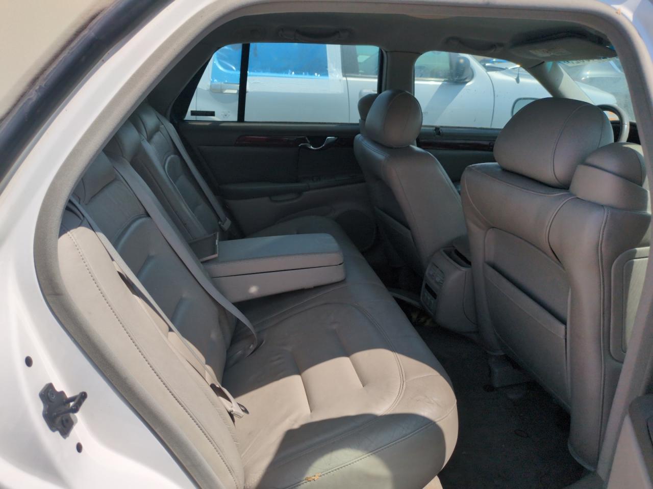 2000 Cadillac Deville VIN: 1G6KD54Y5YU213883 Lot: 62219525