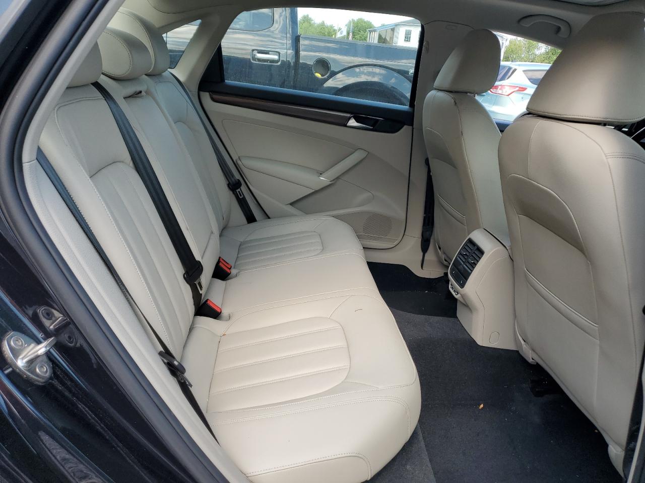 2020 Volkswagen Passat Sel VIN: 1VWCA7A36LC026517 Lot: 60949855