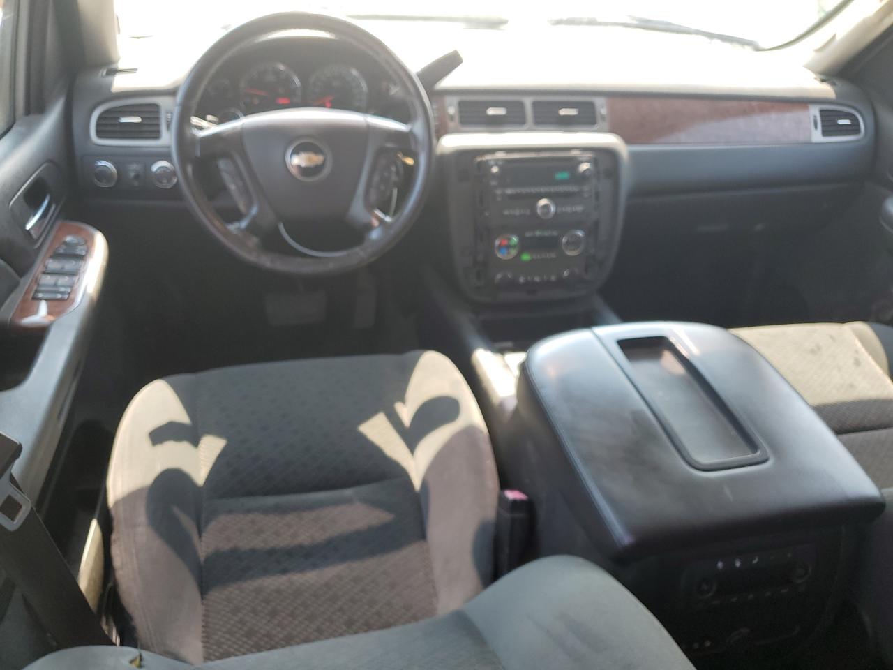 2008 Chevrolet Tahoe K1500 VIN: 1GNFK13028J164224 Lot: 62662195