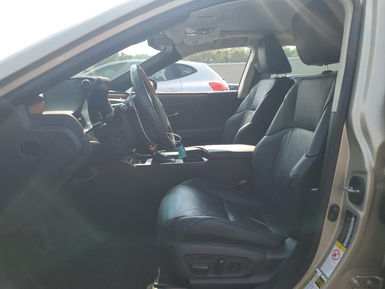 2019 Lexus Es 350 VIN: 58ABZ1B11KU023801 Lot: 60681075