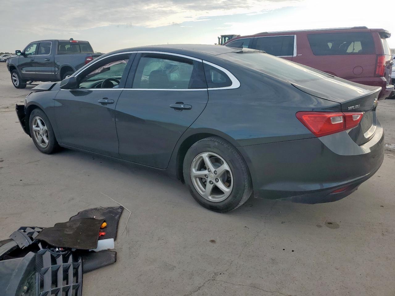 1g1zb5st0jf245121 1G1ZB5ST0JF245121 2018 Chevrolet Malibu Ls