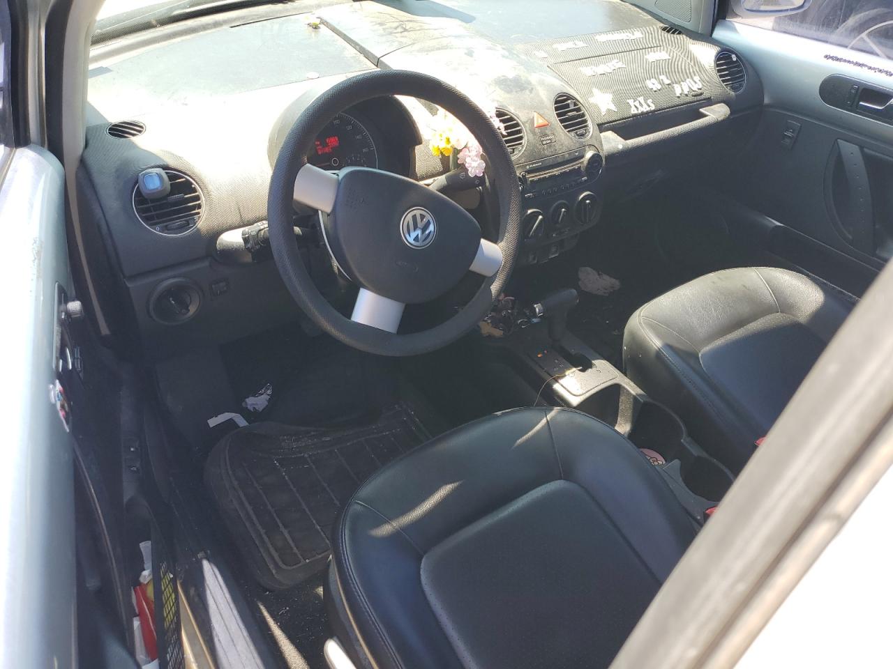 2008 Volkswagen New Beetle S VIN: 3VWPW31C58M502208 Lot: 61663455