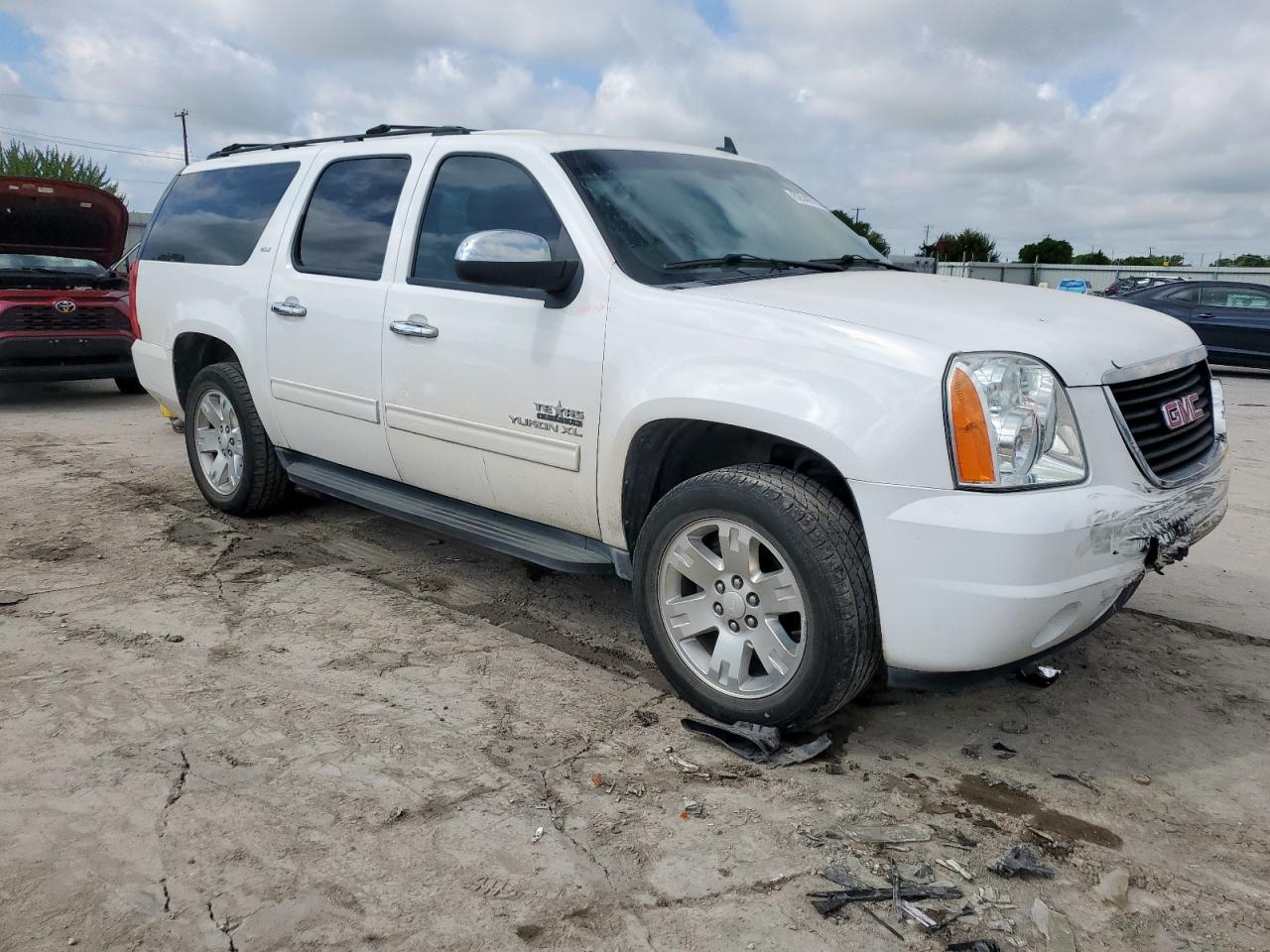 GMC YUKON 2013 VIN 1GKS1KE07DR379241 фото 4
