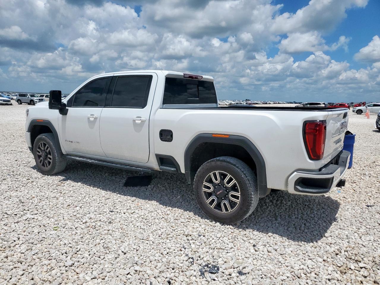 GMC SIERRA 2022 VIN 1GT49PEY1NF186795 фото 2