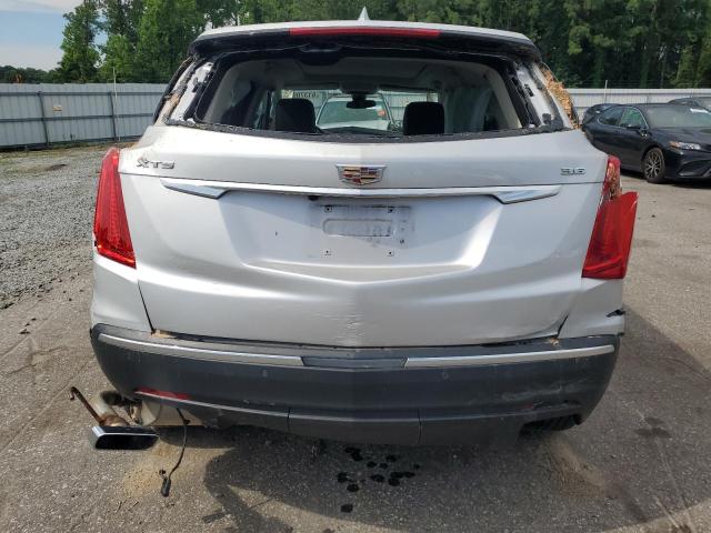  CADILLAC XT5 2019 Srebrny