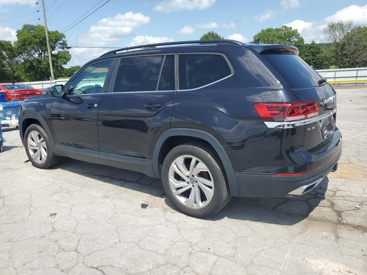 2021 Volkswagen Atlas - Image 2