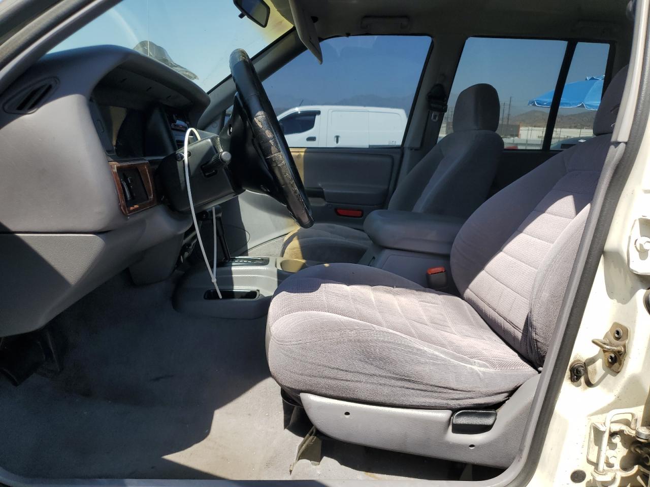 1997 Jeep Grand Cherokee Laredo VIN: 1J4FX58S4VC715601 Lot: 61750315