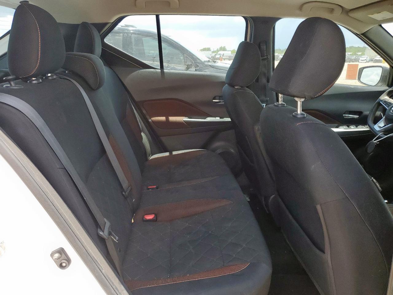 2018 Nissan Kicks S VIN: 3N1CP5CU3JL508880 Lot: 62418495