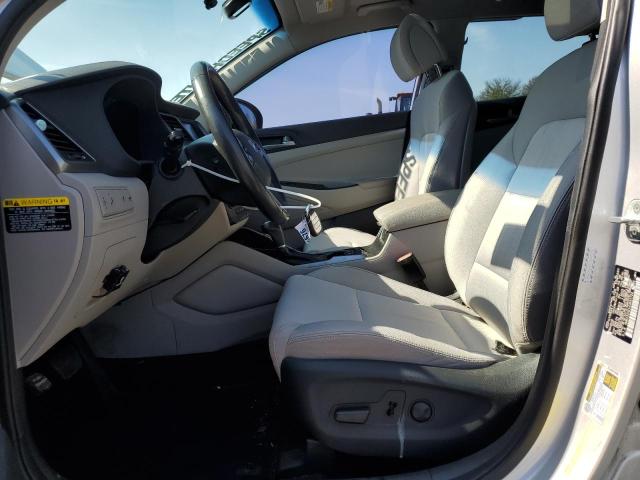  HYUNDAI TUCSON 2018 Srebrny