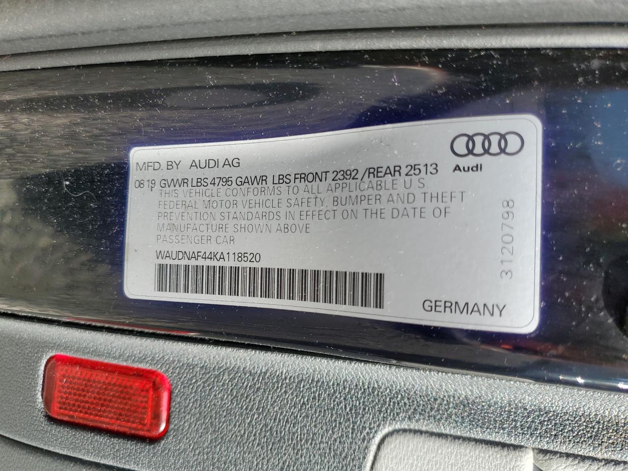 2019 Audi A4 Premium VIN: WAUDNAF44KA118520 Lot: 61542795