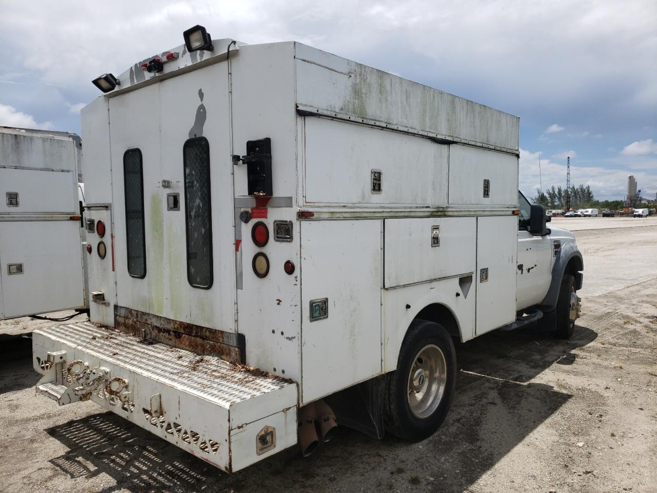 FORD F550 2008 VIN 1FDAF56R78ED50614 фото 4