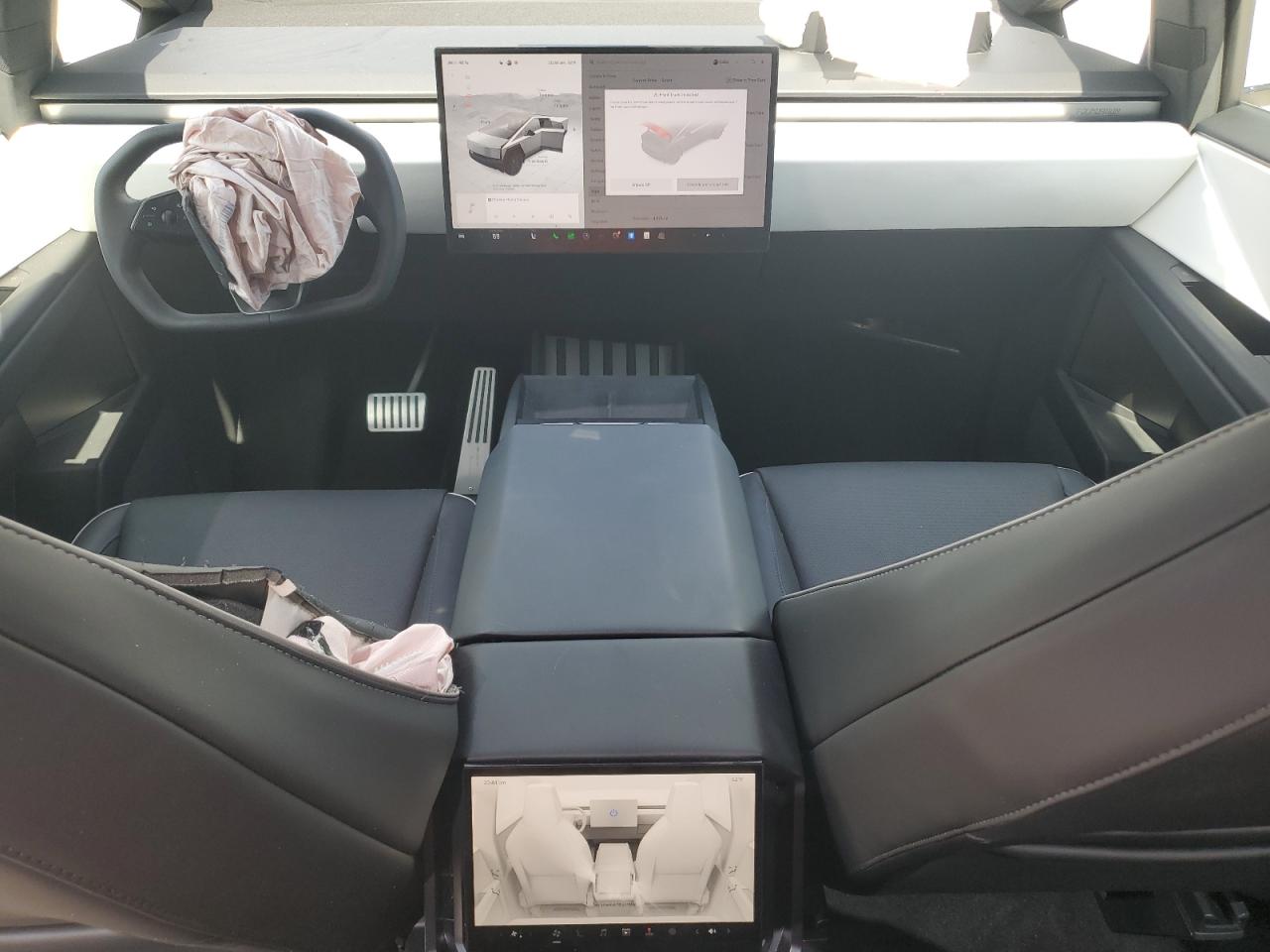 2024 Tesla Cybertruck VIN: 7G2CEHED2RA011146 Lot: 61048255