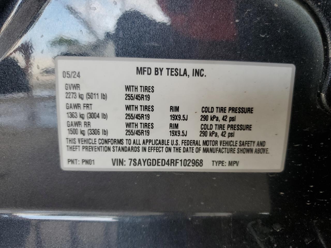TESLA MODEL Y 2024 VIN 7SAYGDED4RF102968 фото 14