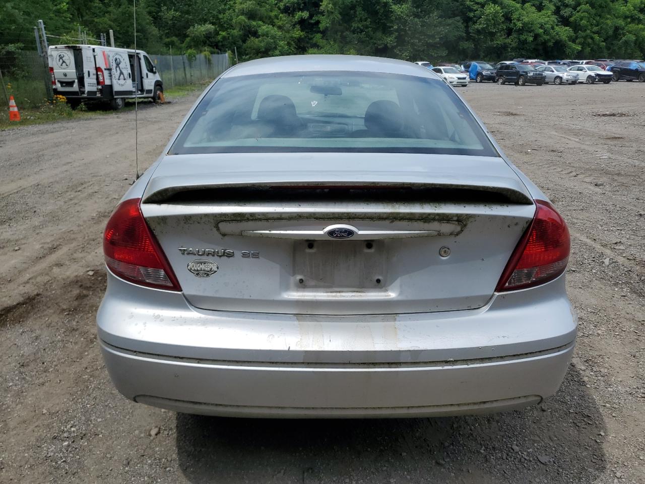 2004 Ford Taurus Se VIN: 1FAFP53204G153125 Lot: 63232325