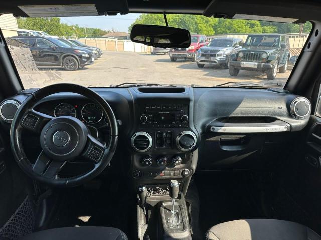 Parquets JEEP WRANGLER 2017 Czarny