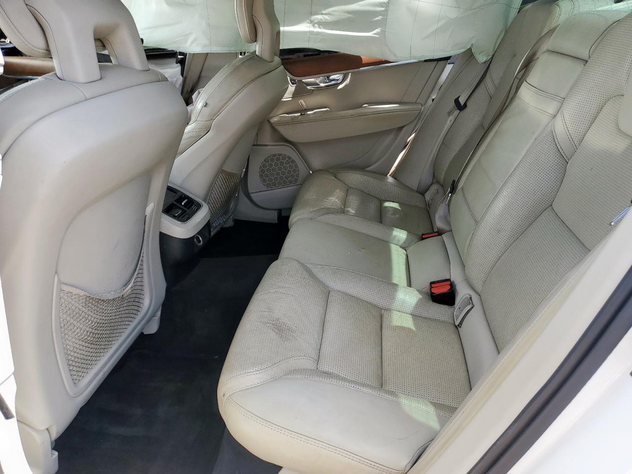 2017 Volvo S90 T6 Inscription VIN: YV1A22ML1H1013645 Lot: 61058365