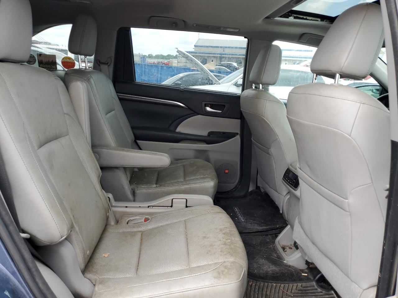 5TDDKRFHXES021214 2014 Toyota Highlander Limited