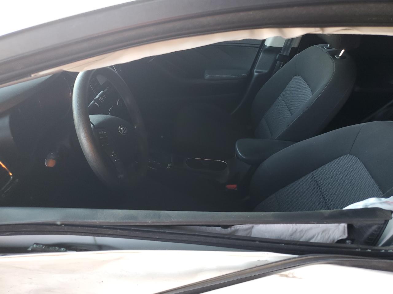 2018 Kia Forte Lx VIN: 3KPFK4A70JE229147 Lot: 62927555