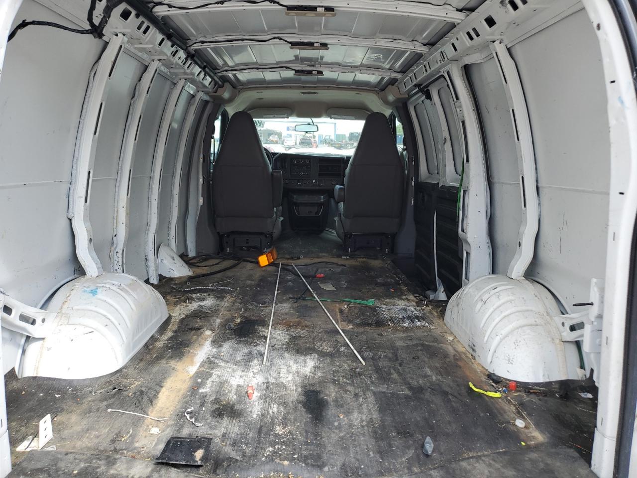 2017 Chevrolet Express G2500 VIN: 1GCWGAFF8H1349405 Lot: 60618225