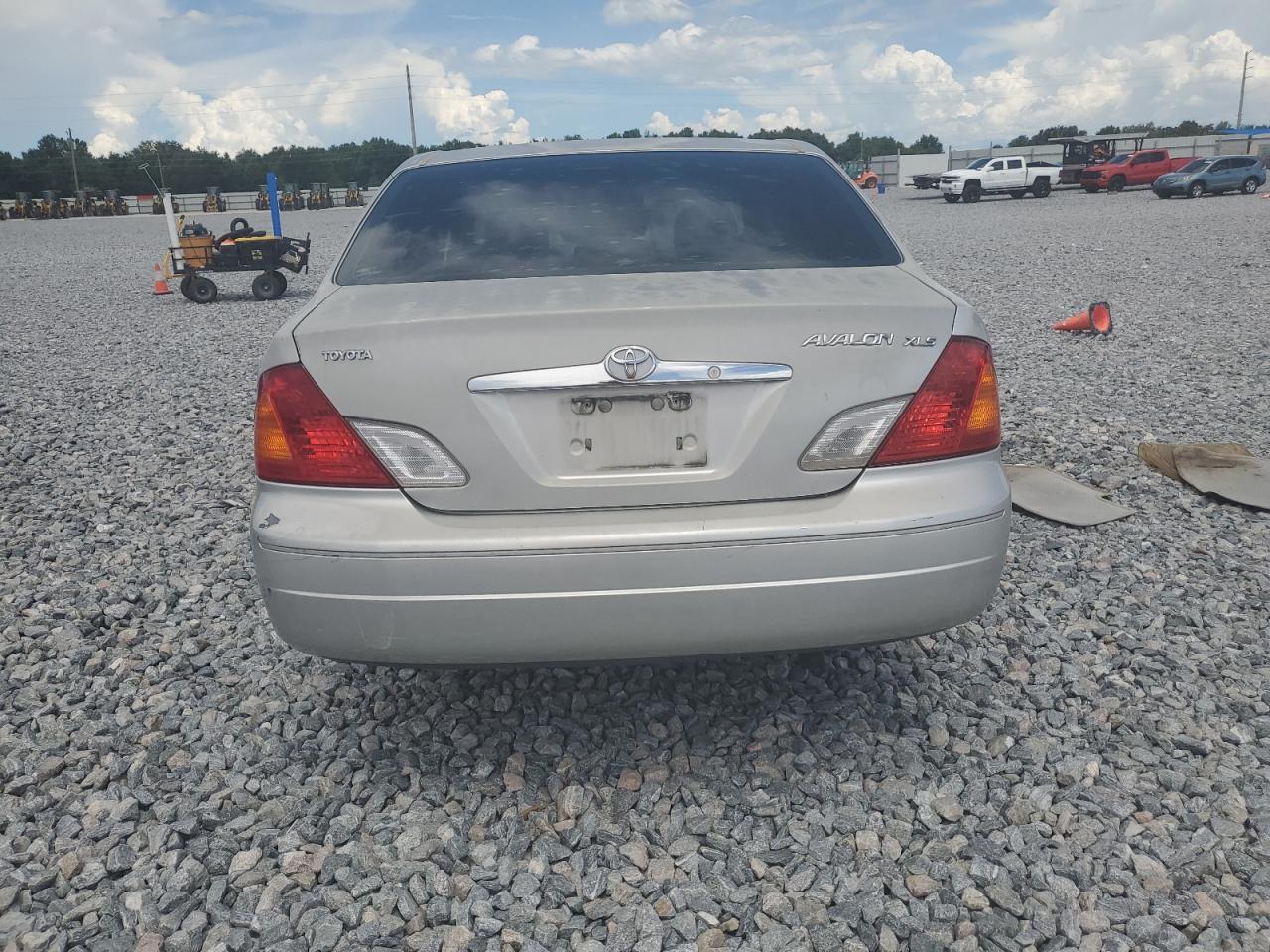 2001 Toyota Avalon Xl VIN: 4T1BF28B51U153021 Lot: 61414065