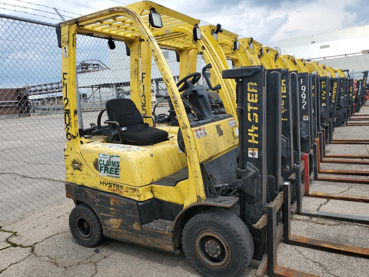 HYST FORKLIFT 2012 VIN F001V04330K