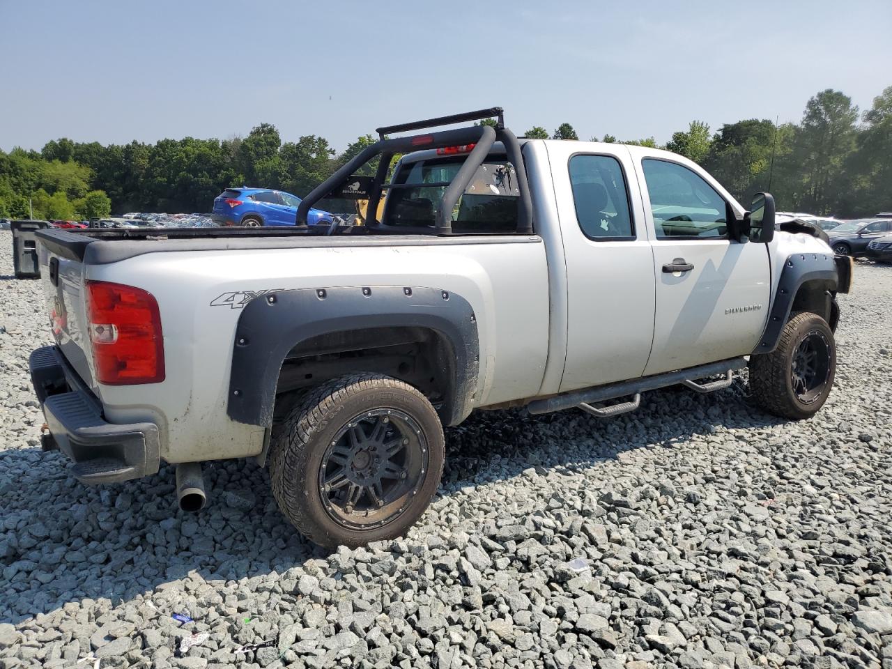 CHEVROLET ALL Models 2011 VIN 1GCRKPE33BZ307173 фото 3
