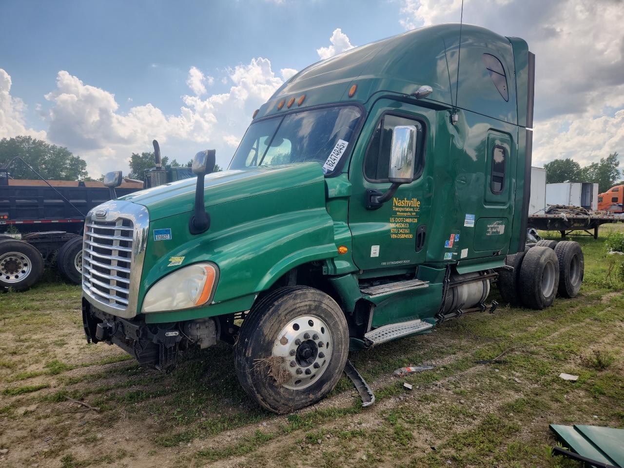 FREIGHTLINER ALL OTHER 2013 VIN 1FUJGLBG0DSBP4930 photo 2