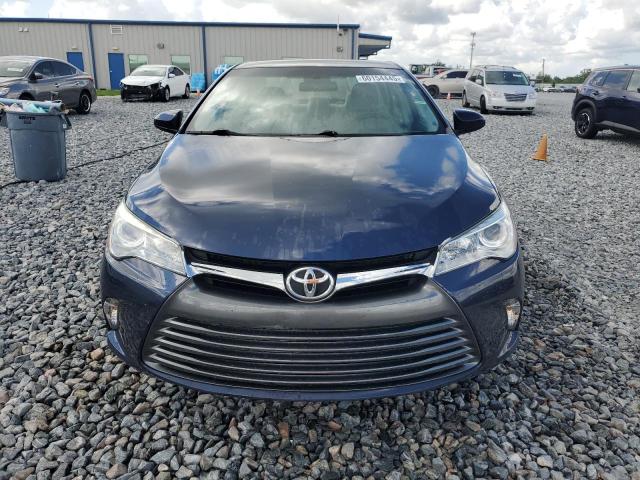  TOYOTA CAMRY 2017 Granatowy