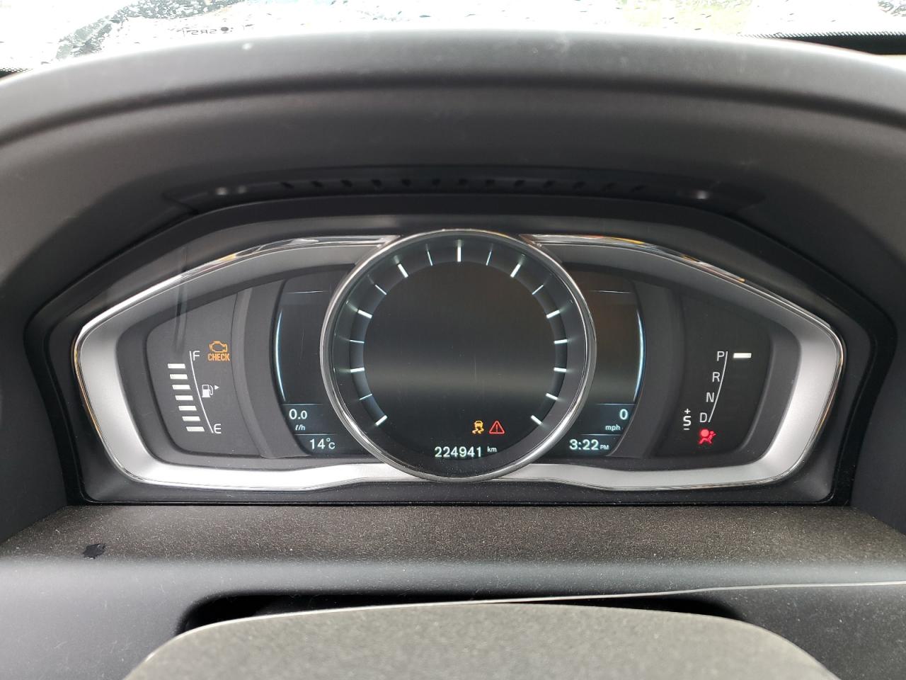 2015 Volvo Xc60 T6 Platinum VIN: YV4902RM4F2720209 Lot: 61795305