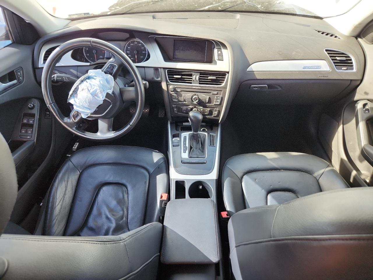 2011 Audi A4 Premium VIN: WAUBFAFL2BN038072 Lot: 61108105