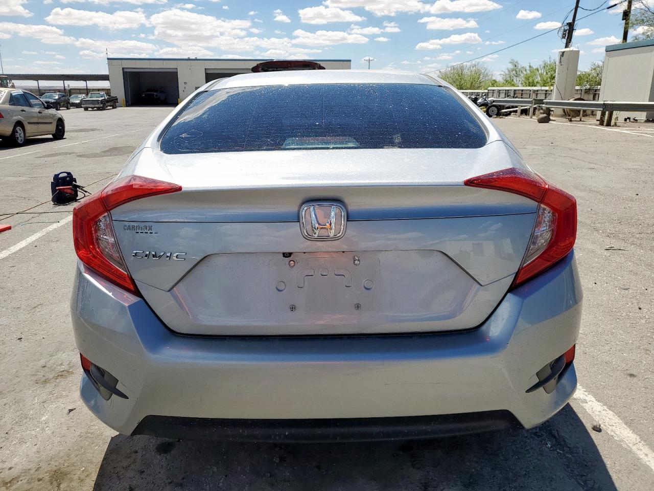 2018 Honda Civic Lx VIN: 2HGFC2F5XJH590139 Lot: 59573045