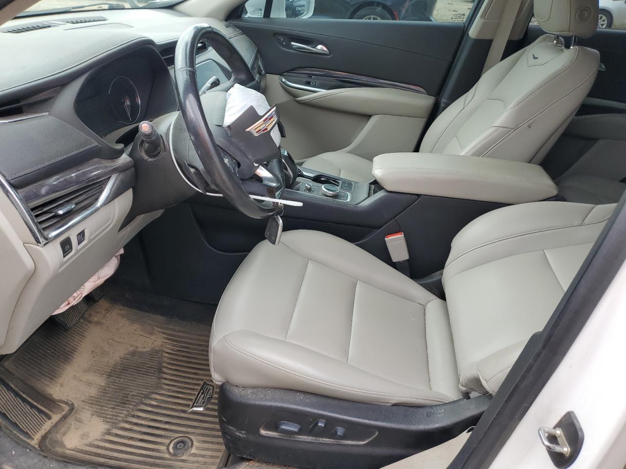 2019 Cadillac Xt4 Luxury VIN: 1GYFZBR49KF144304 Lot: 60083595