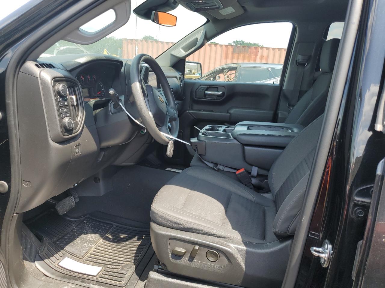 2022 Chevrolet Silverado K1500 Custom VIN: 3GCPDBEK0NG562301 Lot: 64091185