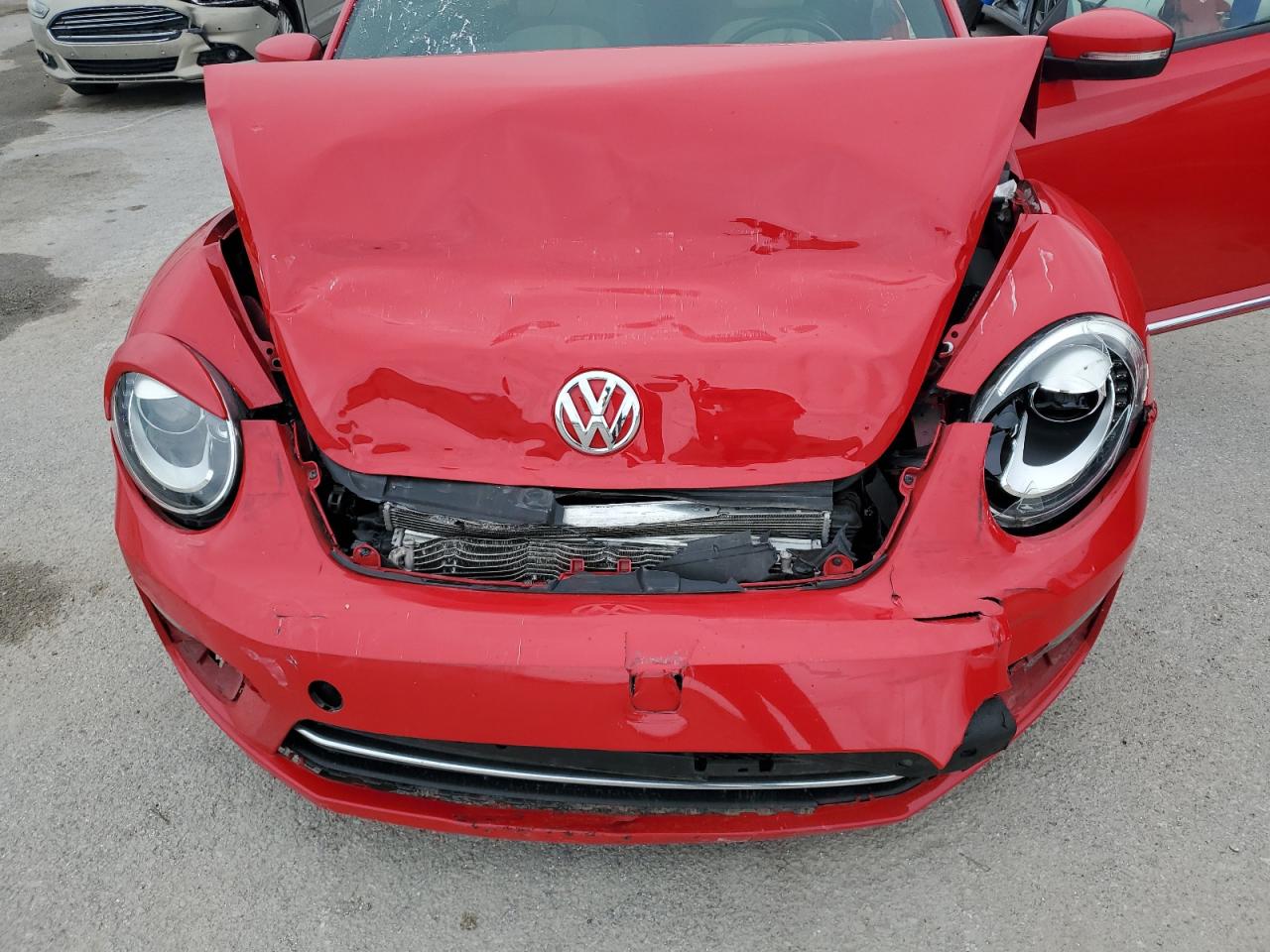 2018 Volkswagen Beetle S VIN: 3VWFD7AT2JM704955 Lot: 62875765