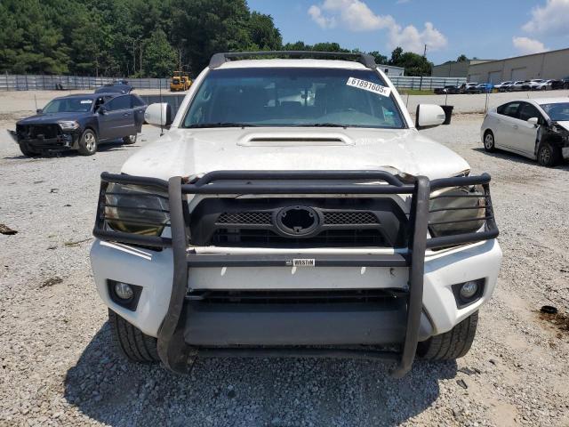  TOYOTA TACOMA 2015 Белый