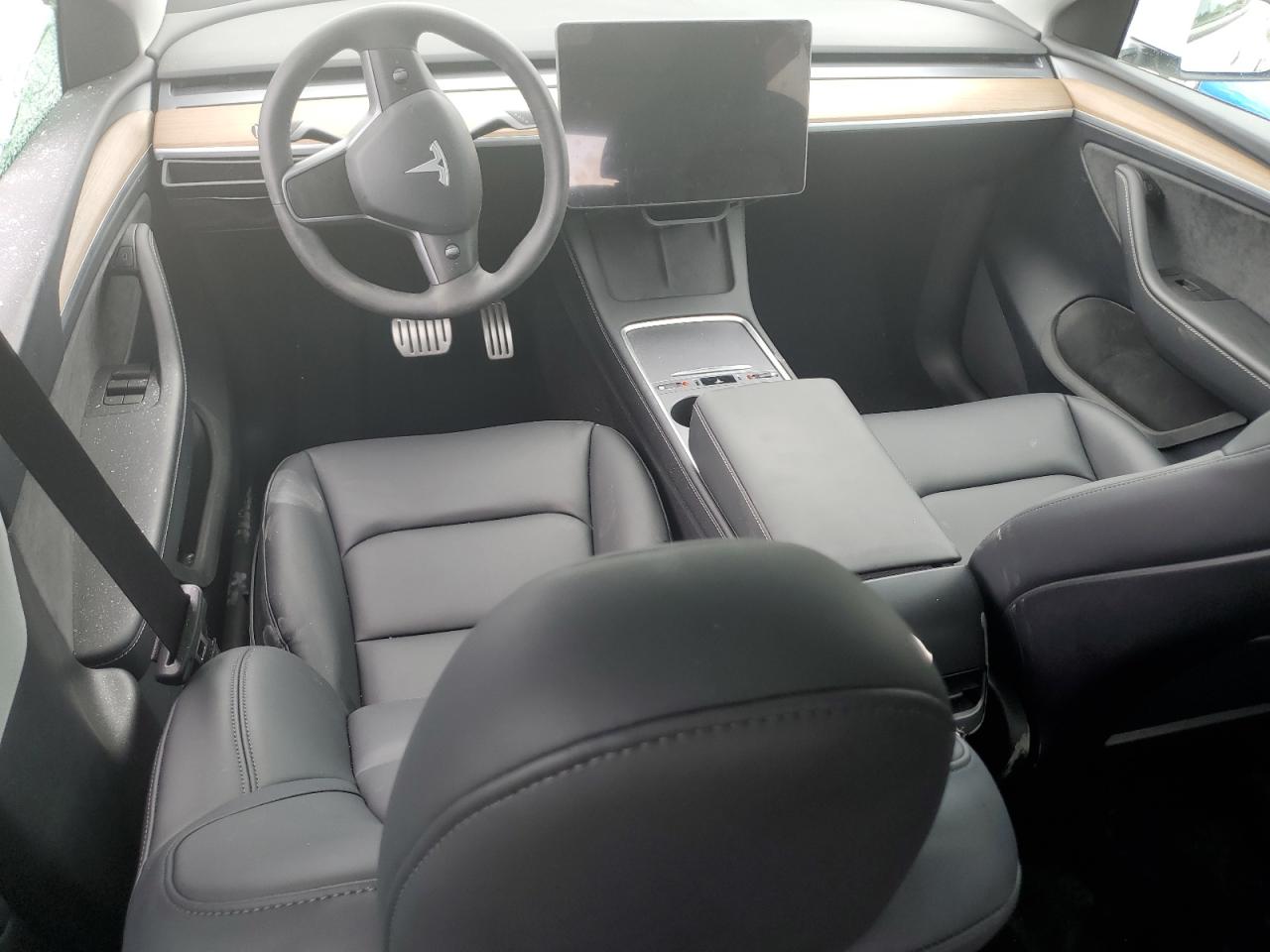 2024 Tesla Model Y VIN: 7SAYGDEF3RA308409 Lot: 62237375