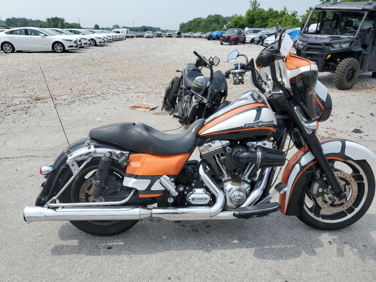 2010 Harley-Davidson Flhx იყიდება Bridgeton-ში, MO - All Over