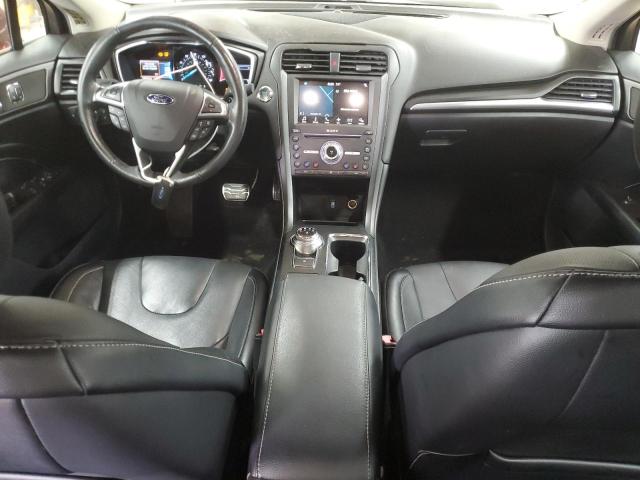 Sedans FORD FUSION 2017 Czerwony