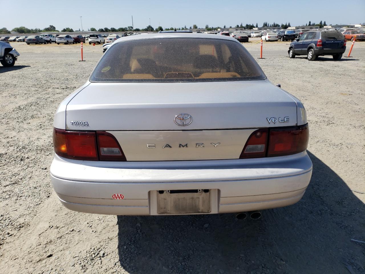 1995 Toyota Camry Le VIN: 4T1GK12C9SU097485 Lot: 61669585