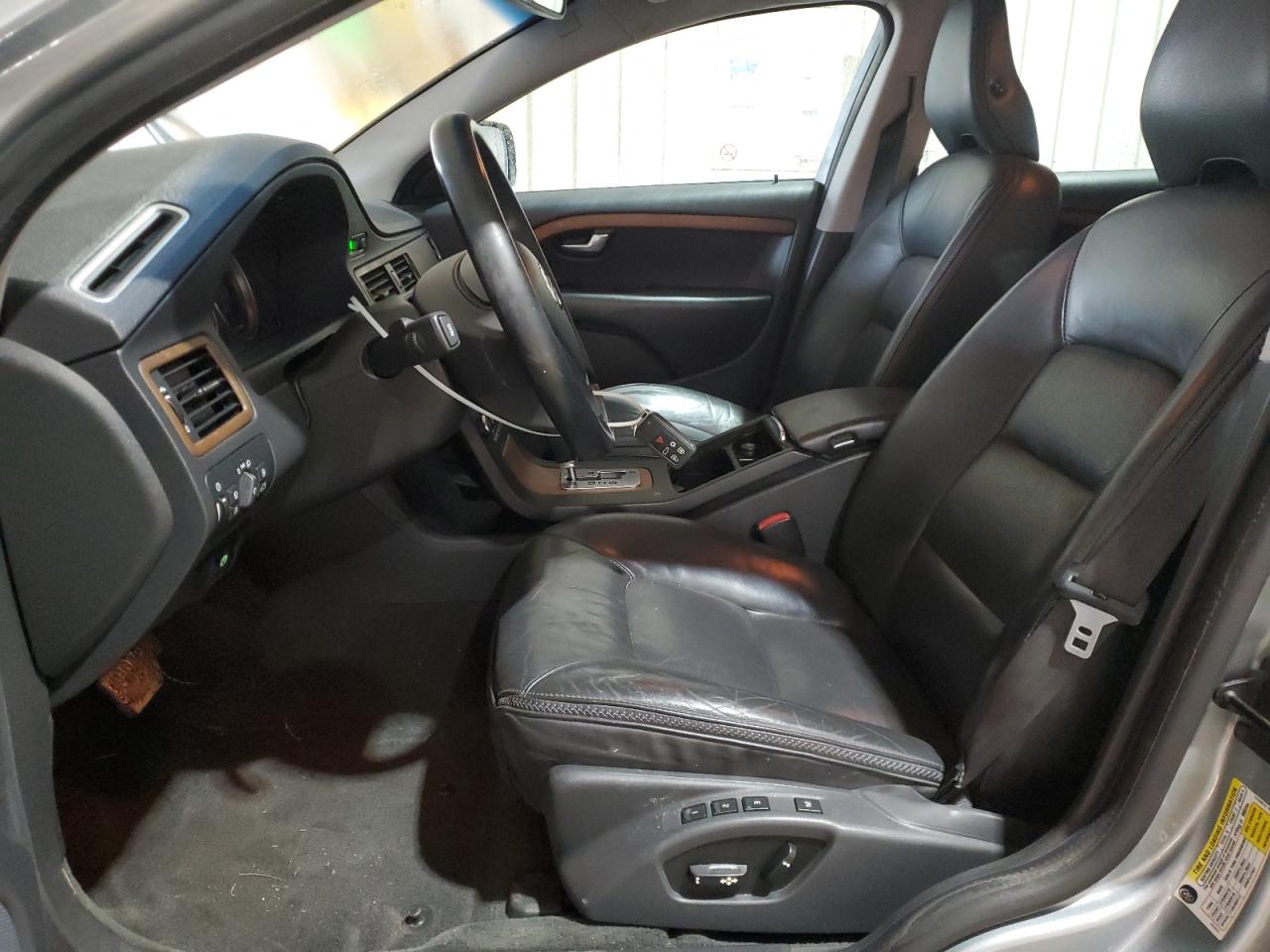 2010 Volvo Xc70 3.2 VIN: YV4960BZ1A1079740 Lot: 61943605