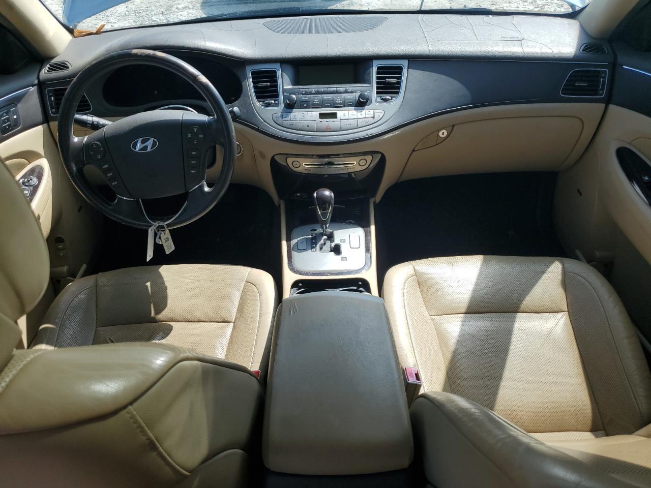 2009 Hyundai Genesis 3.8L VIN: KMHGC46E59U025865 Lot: 62866035