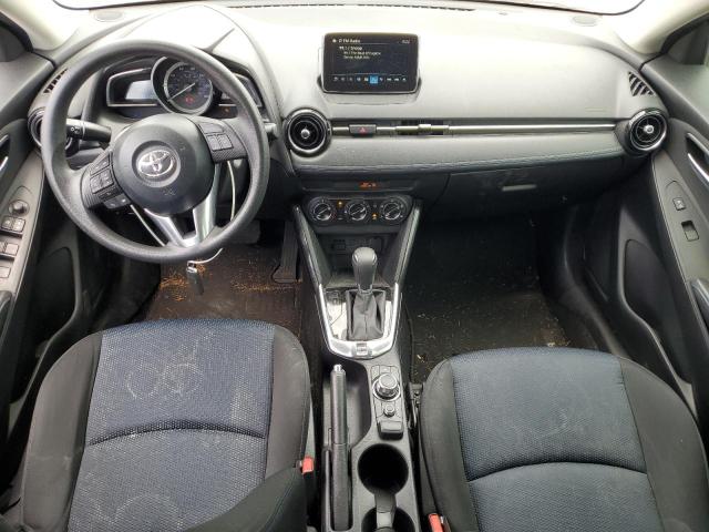  TOYOTA YARIS 2017 Biały